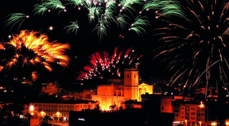 Piso Elche-Centroアパートメント エクステリア 写真